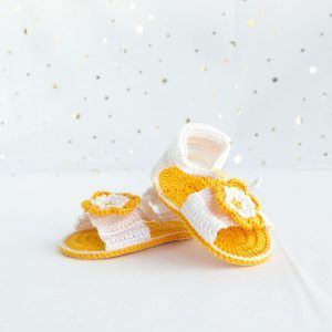Sandalias de ganchillo con flor - Amarillo